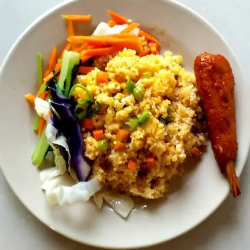 Hình ảnh Cơm chiên đùi gà xả