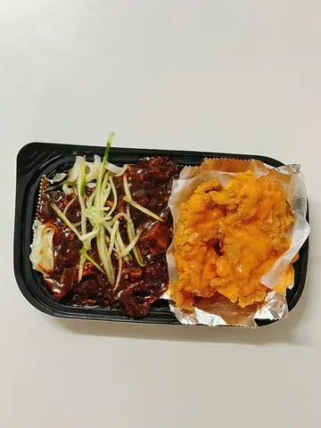 Hình ảnh Set mì tương đen mix gà không xương 