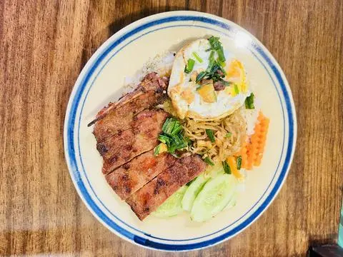Hình ảnh cơm tấm sườn trứng 
