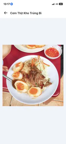 Hình ảnh Cơm thịt kho trứng bì