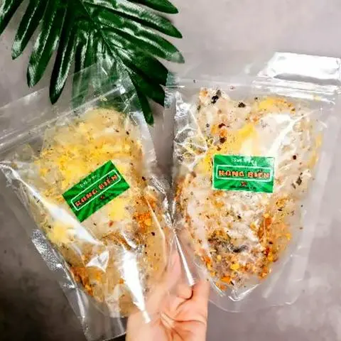 Hình ảnh Bánh tráng trộn rong biển