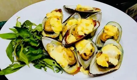 Hình ảnh Ốc Nhảy hấp sả 
