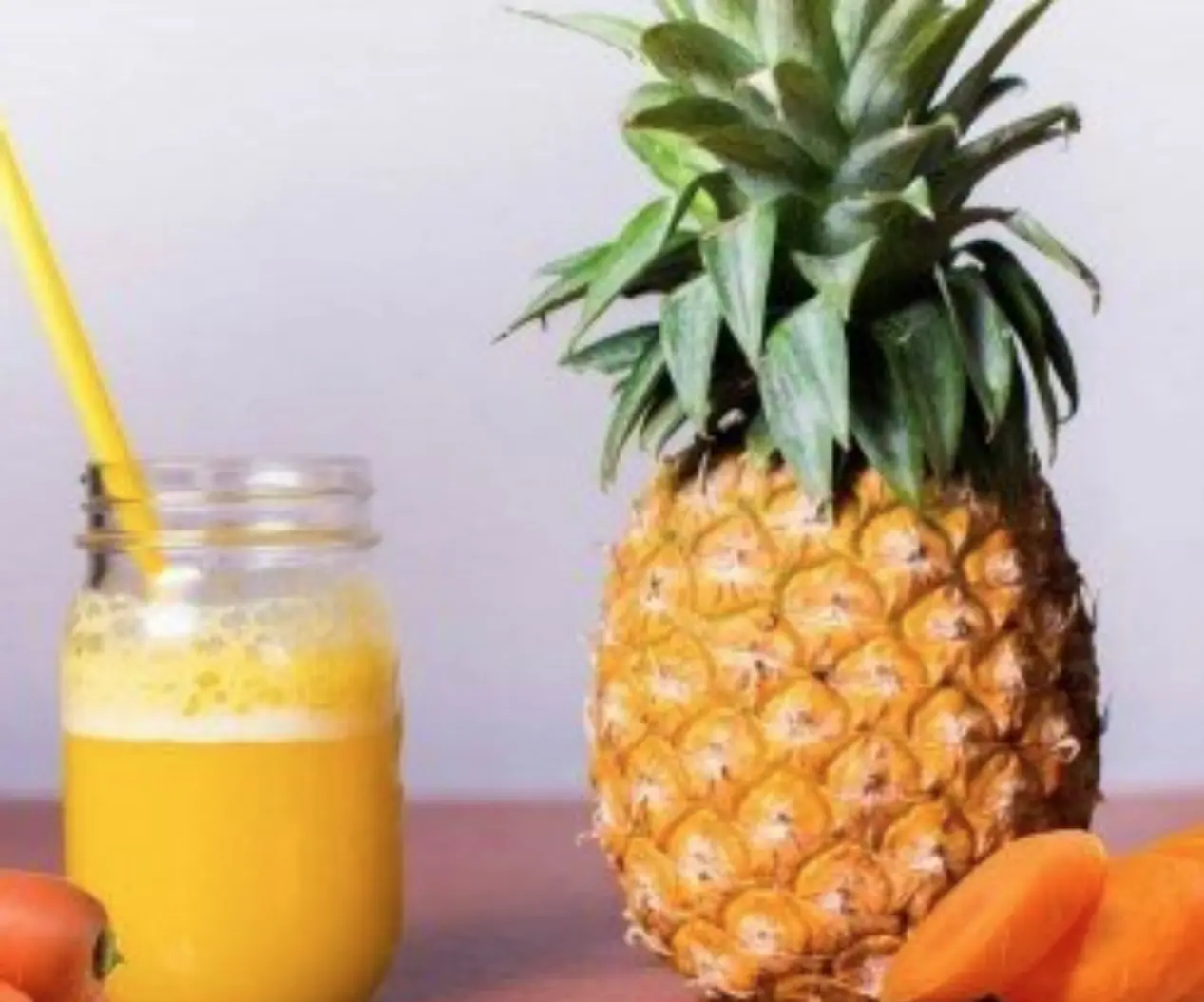 Hình ảnh nước ép Thơm cà rốt 
