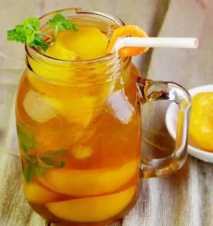 Hình ảnh trà đào kèm topping 