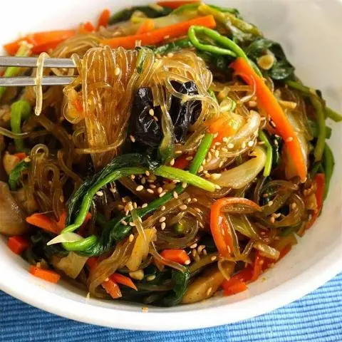 Hình ảnh Miến Trộn Hàn Quốc - Gà