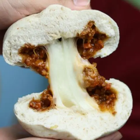 Hình ảnh Bánh Bao Xá Xíu Phô Mai