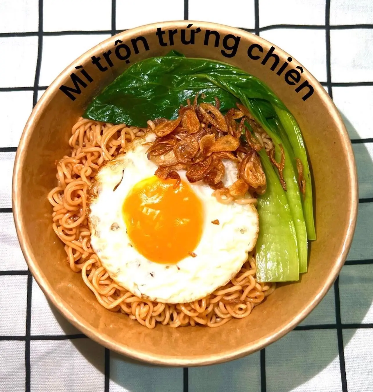Hình ảnh Mì trộn trứng chiên 