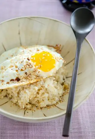 Hình ảnh Cơm chiên trứng ốp la