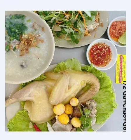 Hình ảnh 1/2 gà +cháo+gỏi+lòng