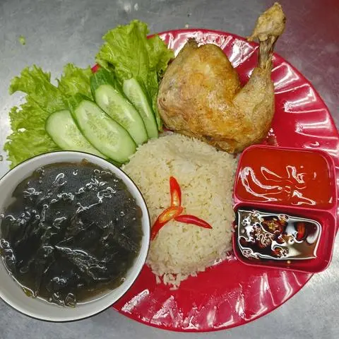 Hình ảnh Cơm đùi gà góc tư 
