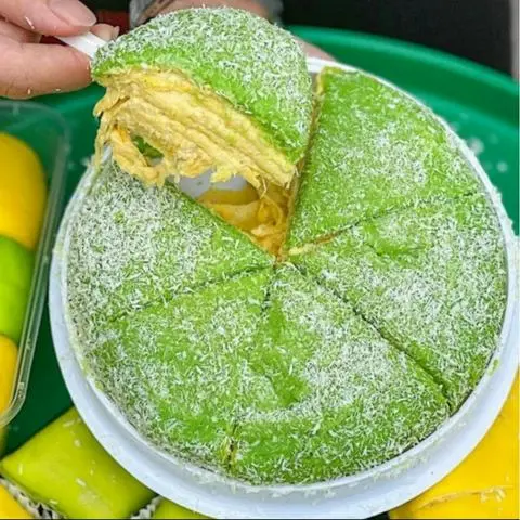 Hình ảnh bánh crepe sầu riêng phú sĩ