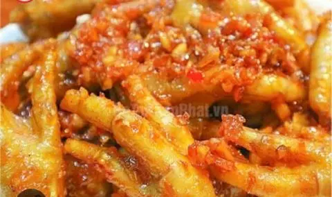 Hình ảnh Chân gà chiên mắm