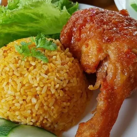 Hình ảnh 1/4 đùi gà ta