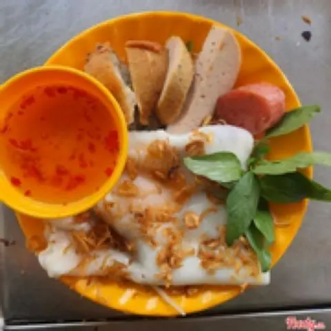 Hình ảnh bánh trứng ốp la chả đặc biệt 