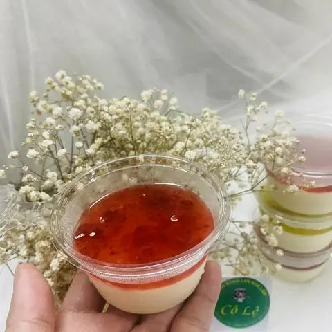 Hình ảnh Pana Cotta Vị Dâu Tây