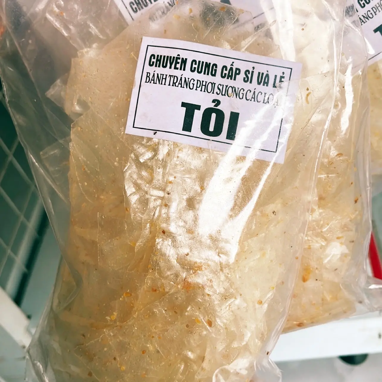 Hình ảnh bánh tráng phơi sương tỏi