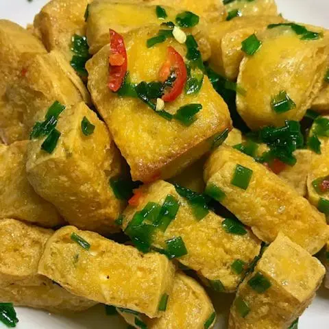 Hình ảnh Đậu hũ chiên mắn hành