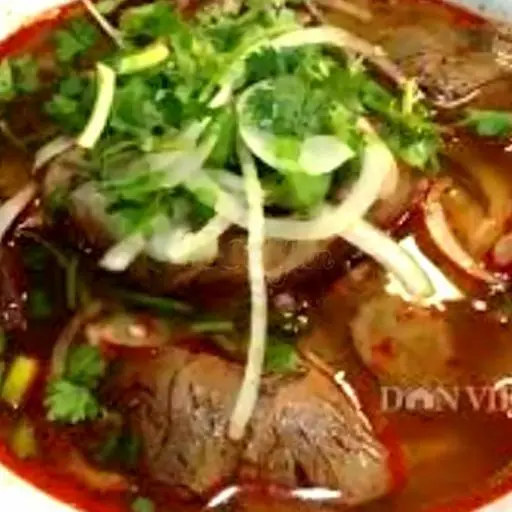 Hình ảnh Bún bò thịt - chả