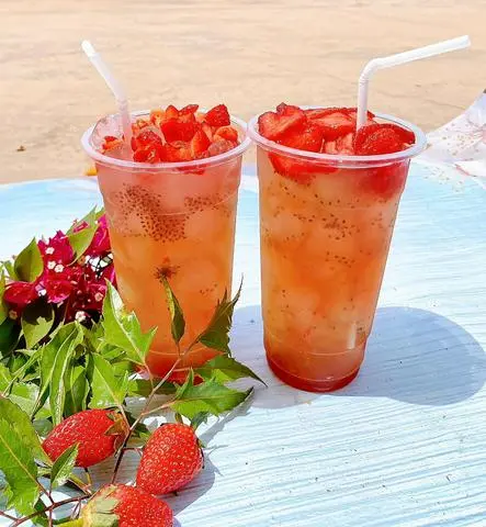 Hình ảnh Trà dâu tây 700ml