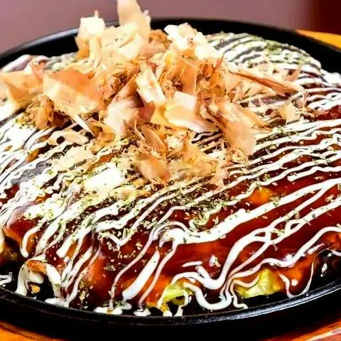 Hình ảnh Bánh xèo trứng opla