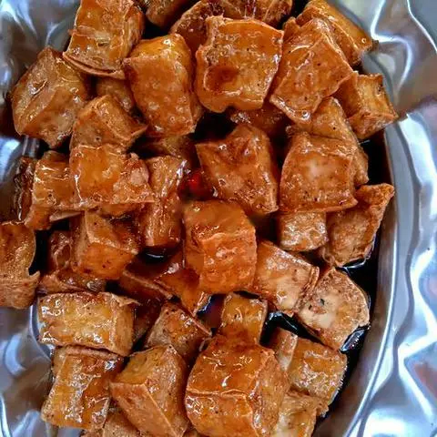 Hình ảnh Cơm Đậu Hũ Chiên Nước Mắm