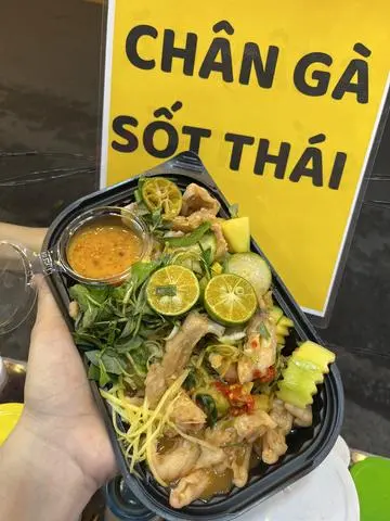 Hình ảnh chân gà sốt thái 60k