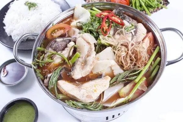 Hình ảnh Lẩu cá bớp măng chua