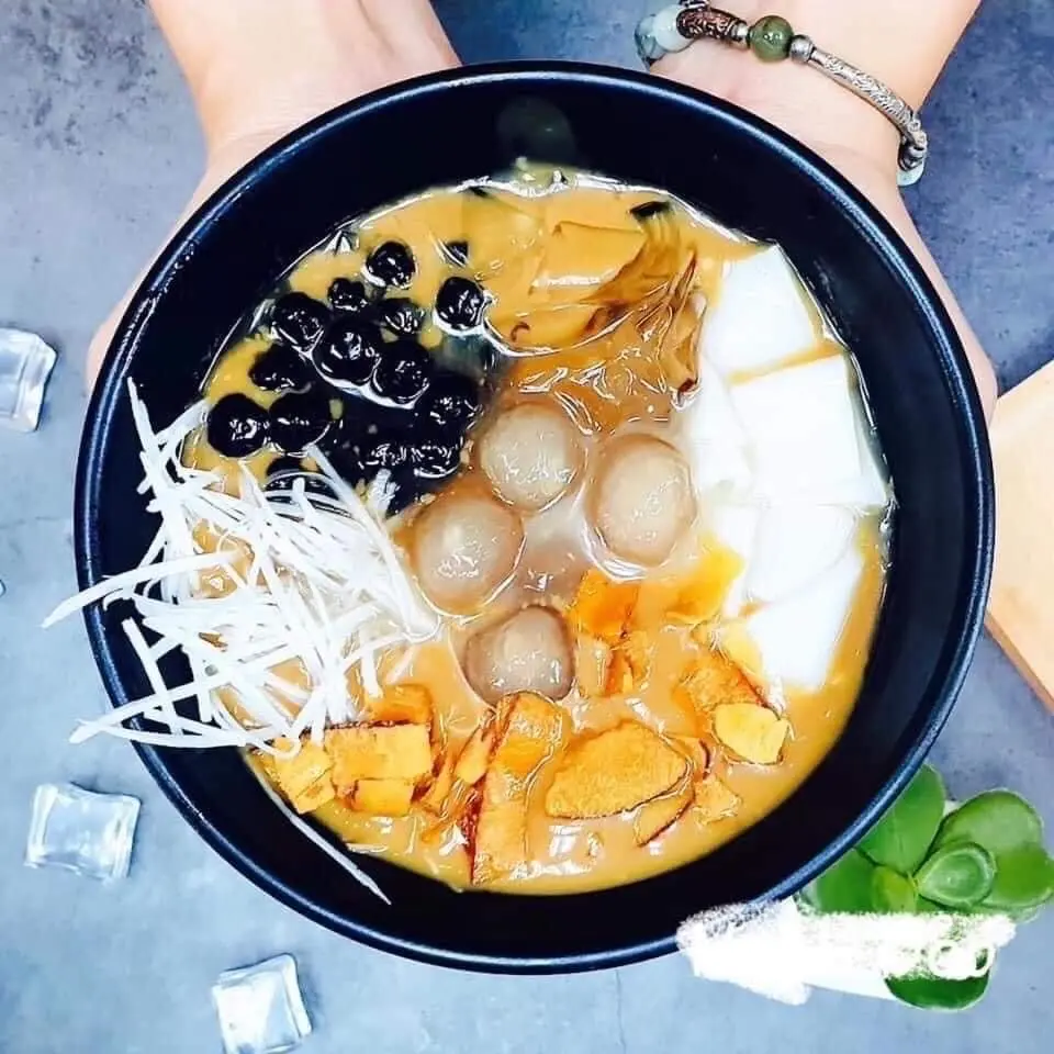 Hình ảnh Chè dừa dầm cafe