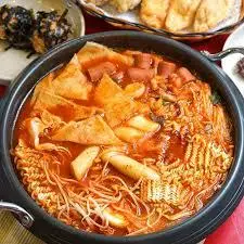 Hình ảnh Mì cay chả cá hàn quốc