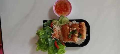 Hình ảnh Bún chả giò
