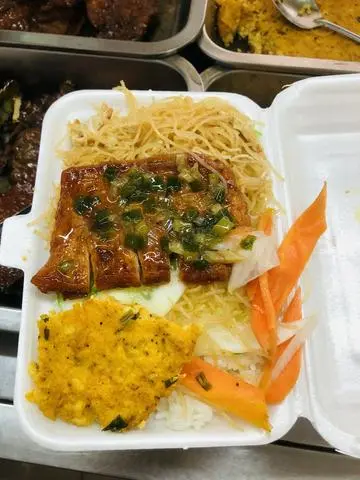 Hình ảnh Cơm Sườn Bì Chả Chay Có Từ 6H đến 13H