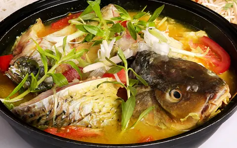 Hình ảnh Cá chép nấu măng chua