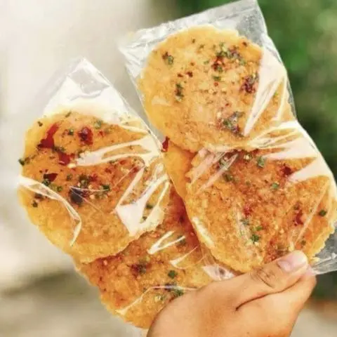 Hình ảnh bánh tráng phơi sương muối đen