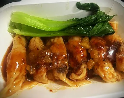 Hình ảnh Mì Sủi Cảo Sốt Thái Cay