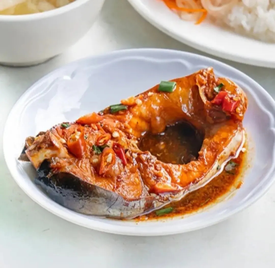 Hình ảnh Cơm cá basa kho