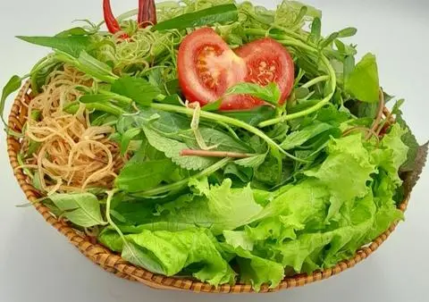 Hình ảnh Rau lẩu thêm