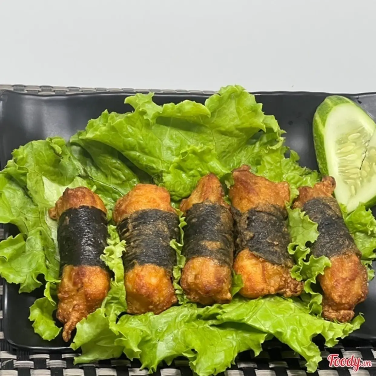 Hình ảnh Gà cuộn rong biển