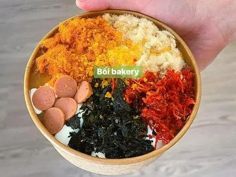 Hình ảnh Bông lan trứng muối thập cẩm