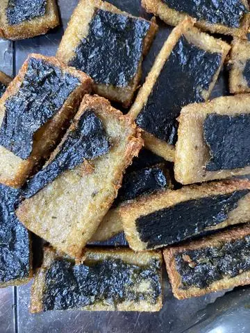 Hình ảnh Cơm cá chiên mặn