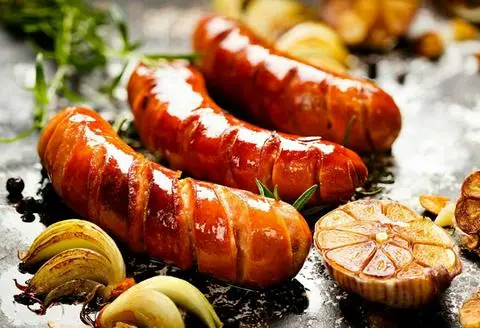 Hình ảnh Hotdog XÚC XÍCH ĐỨC (cây lớn) + Phô mai 
