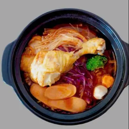 Hình ảnh Mì Cay Đùi Gà