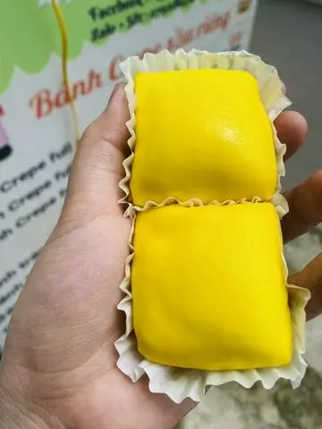 Hình ảnh Bánh crepe sầu riêng hộp 2 cái