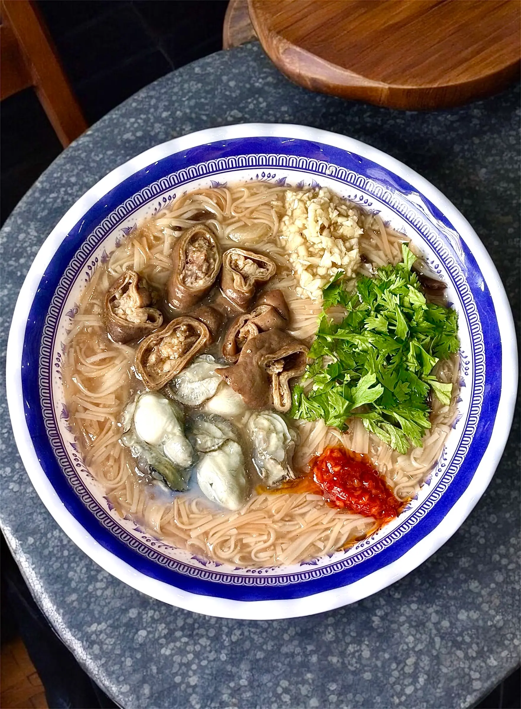 Hình ảnh Súp mì thập cẩm - thố linh - hàu 綜合麵線