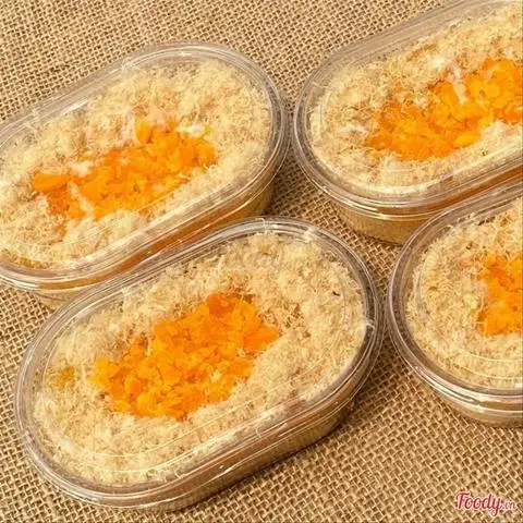 Hình ảnh Bánh bông lan trứng muối phô mai ( oval )