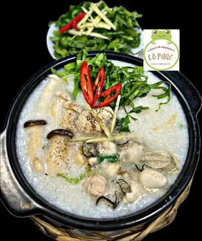 Hình ảnh Cháo hàu cải xanh sốt bào ngư 