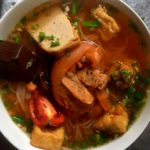 Hình ảnh Bún riêu cua - giò - chả