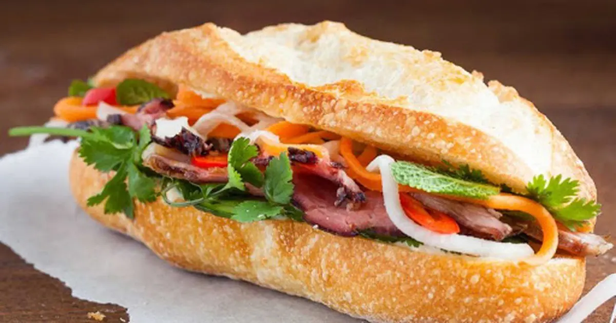 Hình ảnh Bánh Mì Heo Quay 