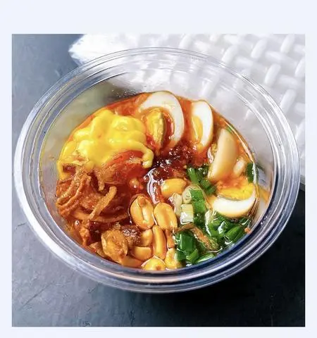 Hình ảnh Bánh Tráng Phơi Sương Chấm Sốt Bơ - Mỡ Hành
