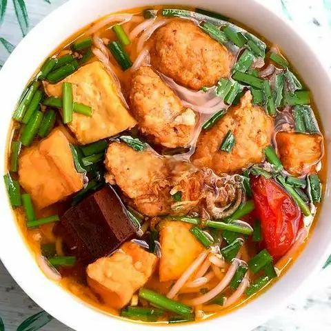 Hình ảnh Canh bún cua - chả