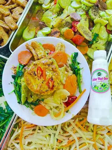Hình ảnh Cơm Chay Thập Cẩm +Mắm Chưng    + Sữa Hạt Sen